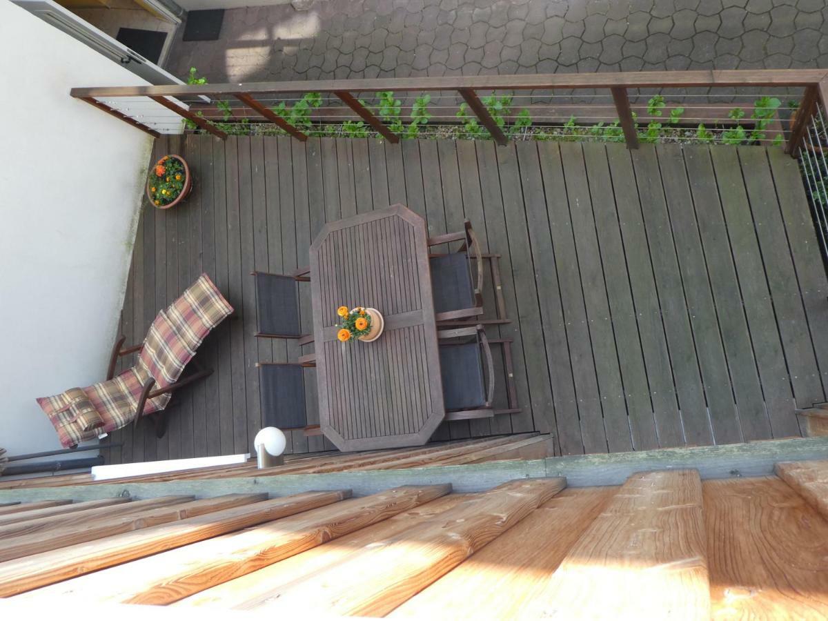 Ferienwohnung Janus Altstadt-Hameln Haus 2 Inklusive Parkplatz - Mit Und Ohne Terrasse Oder Loggia Hamelin Exterior foto